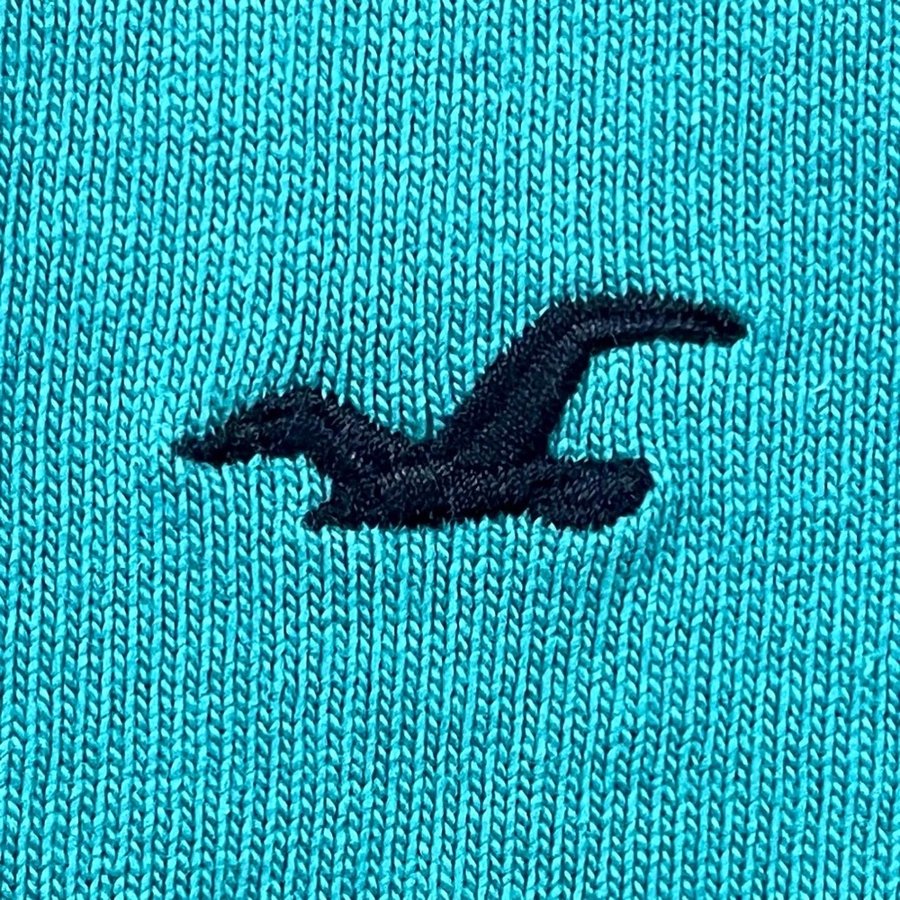 HOLISTER AUTHENTIC SKY BLUE CREW NECK T-SHIRT FOR MEN’S & WOMEN’S - Picture 6 of 6